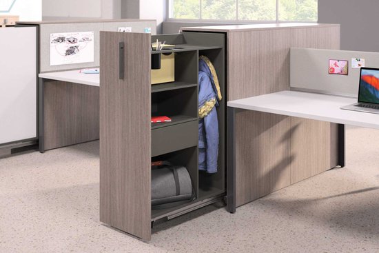 Flux open plan pantry